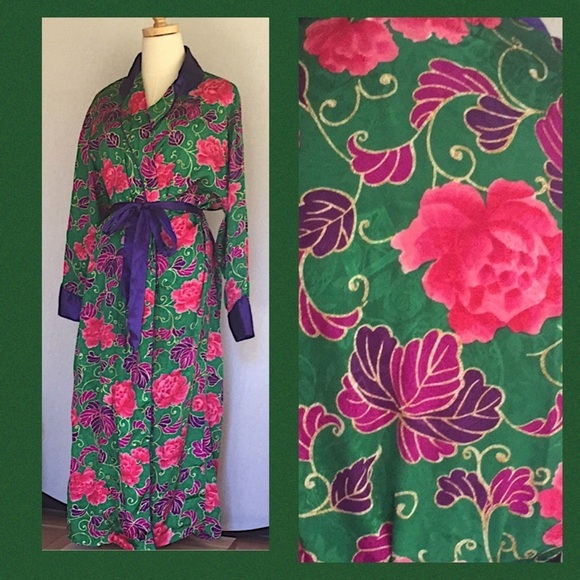 Vintage Victoria’s Secret peony print satin robe 44 - Picture 1 of 8